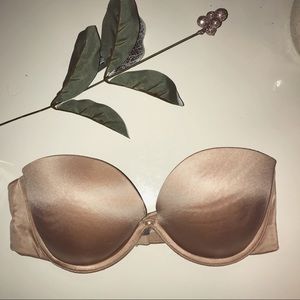 VS Nude Strapless Bra🌹